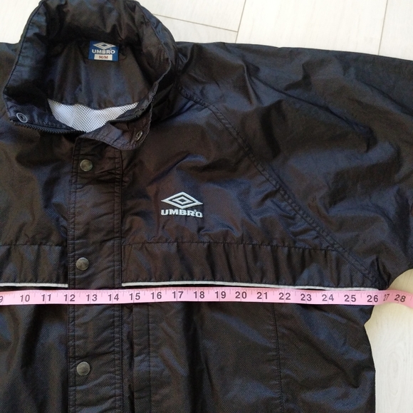 Umbro Soccer Rain Jacket - Picture 15 of 16